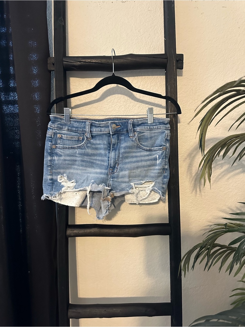 American Eagle Outfitters Light Blue Distressed Denim Shorts